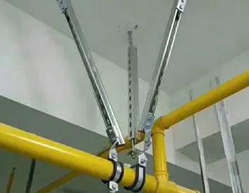 闸阀支撑架的质量要求。价格决定了乌恰抗震支撑框架的质量。